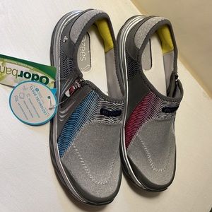 NEW B Zees Balance Grey 22 (US size: 8.5 M) (Europe 38.5) (UK 6.5)